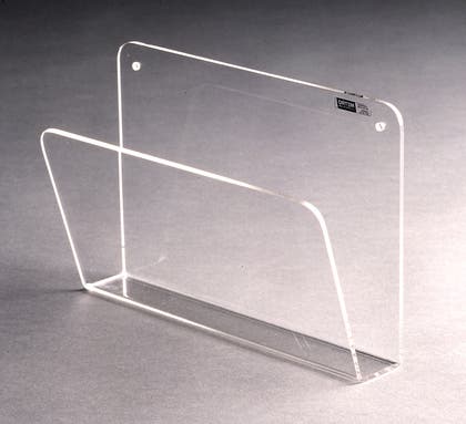 Brevkorg/broschyrställ för vägg Akryl