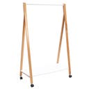 Klädställning Sleek A-form bokträ