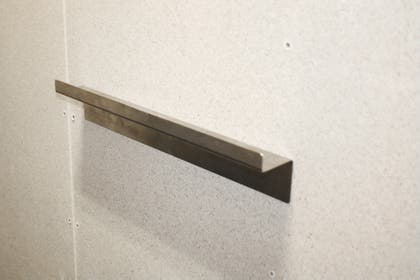 Väggfäste till tunna Durabin® 60