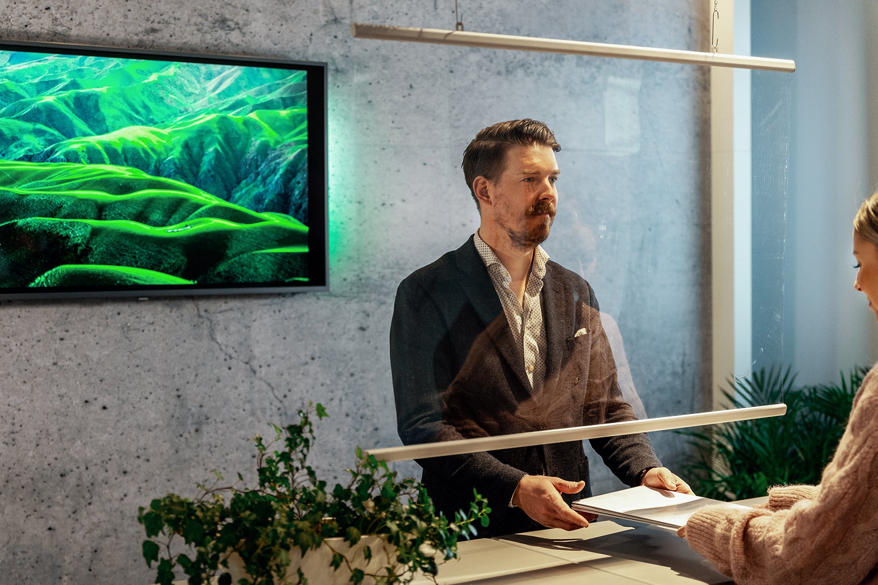 Skyddsskärm hängande 80 x 60 cm transparent