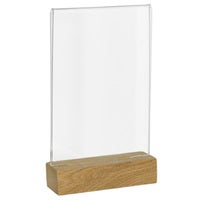 Akrylskylt med träfot A6 stående