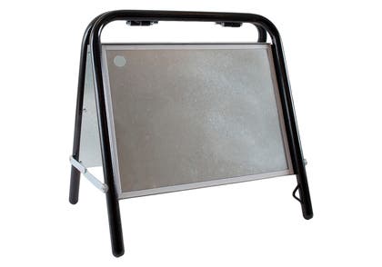 Gatu-/mäklarställ A3 svart